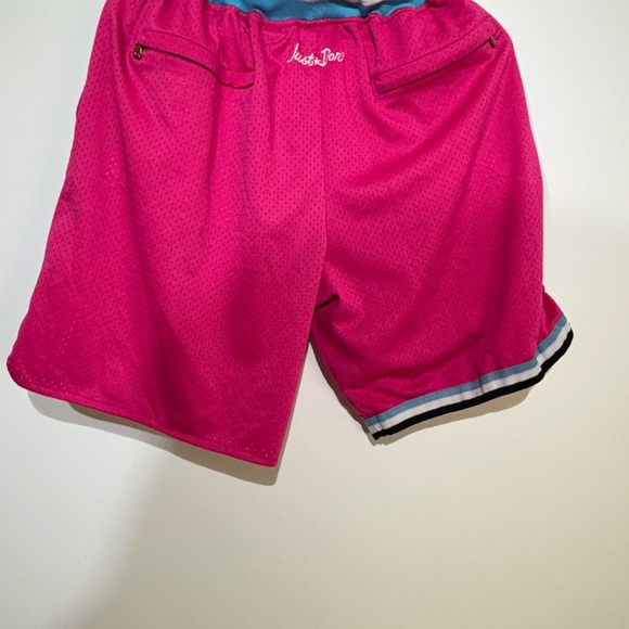 VINTAGE Just Don Miami Heats Men Shorts S Pink Retro Embroidered Team Logo NBA - Picture 3 of 5